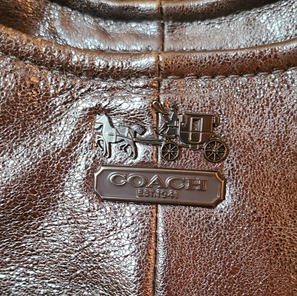 Coach Silver Grey Metallic Shoulder Handbag Purse with Dustbag - Picture 5 of 12